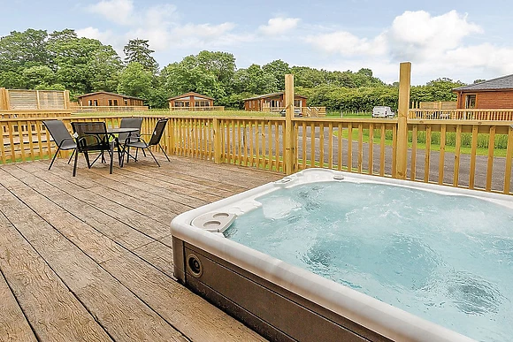 Christmas Staycation With Hot Tub For 4