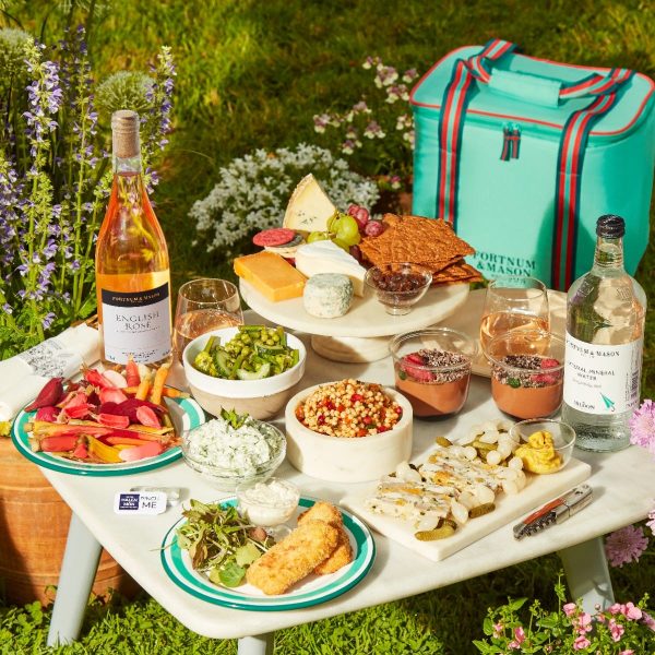 Fortnum & Mason Picnic For 2